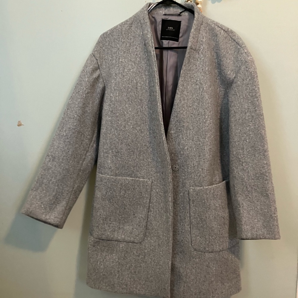 Zara outerwear tagged XS oversized